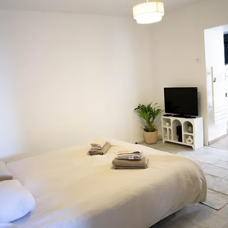 Ferienhaus Elegante 3chambres Terrasse Et Parking Zenith Caen